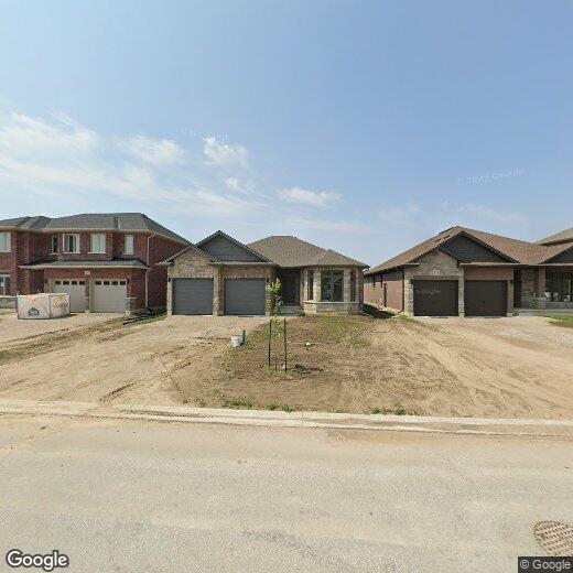 242 Leitch St, Dutton/Dunwich, ON N0L 1J0 House for Rent in Dutton