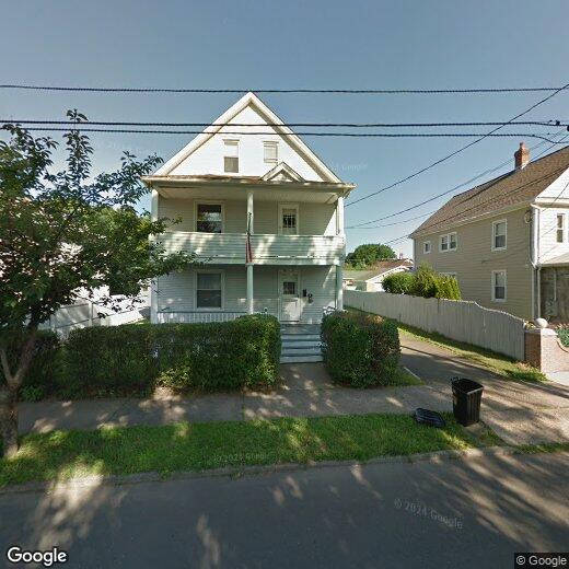 Primary Photo - 90 Meadow St