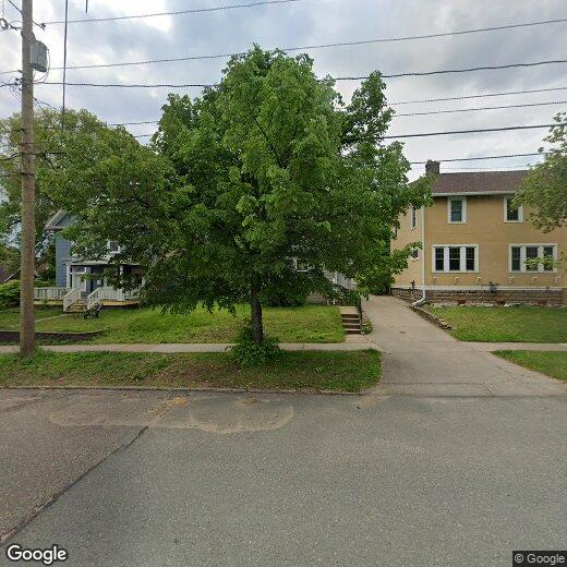 Primary Photo - 116 E Hewitt Ave