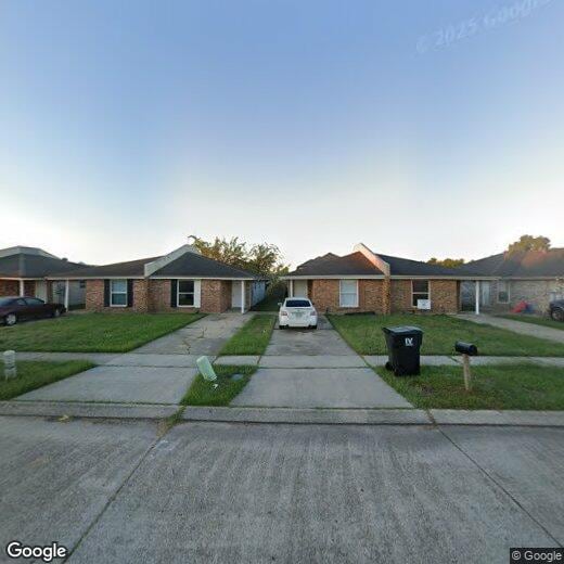 9020 Amour Dr, Chalmette, LA 70043 Townhome Rentals in Chalmette LA