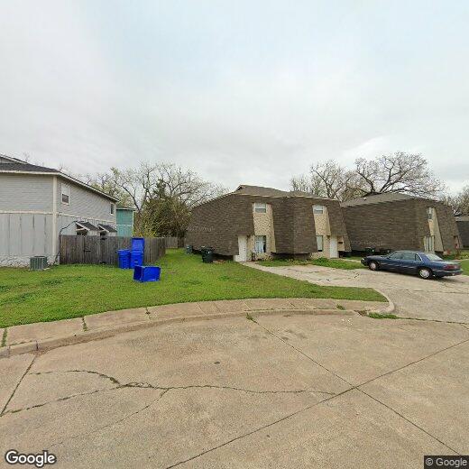 Primary Photo - 611 Sinclair Dr