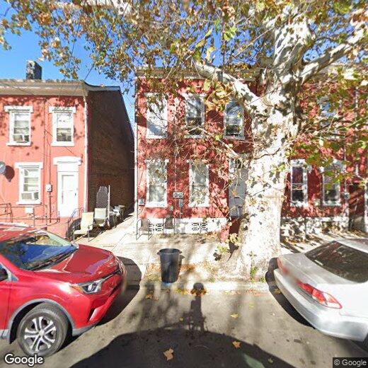 Primary Photo - 2 Bedroom Beautiful Apartment.