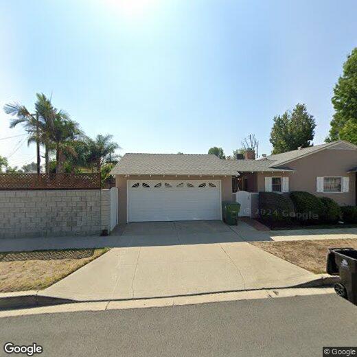 Primary Photo - 6656 Norwich Ave