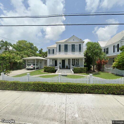 Primary Photo - 1304 Albury St