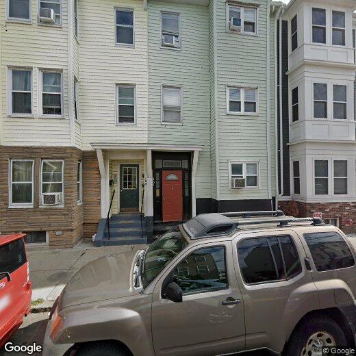 Foto principal - 161 Bennington St