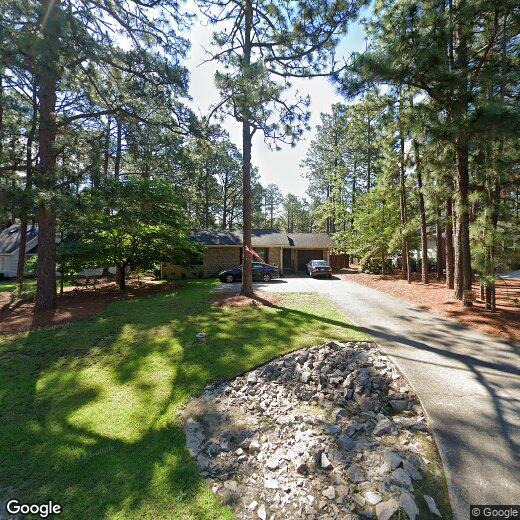 Primary Photo - 1635 Longleaf Dr E