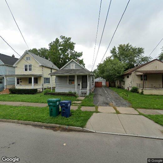 Primary Photo - 2205 South Ave