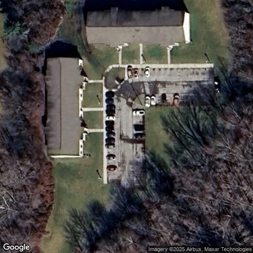 Primary Photo - 502 S US HWY 31 Apt A-8