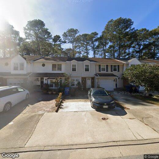 Primary Photo - 915 Wildwood Square Ct
