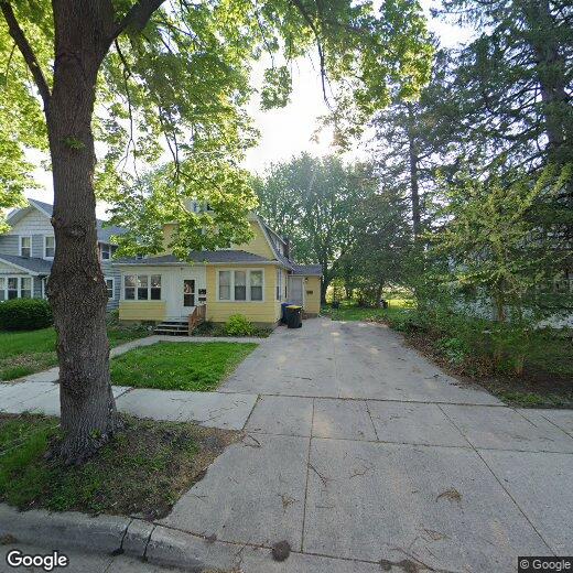 Primary Photo - 914 Lyndale
