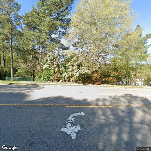 Foto principal - 7000 Longstreet Dr