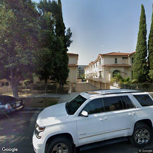 Primary Photo - 4838 Elmwood Ave