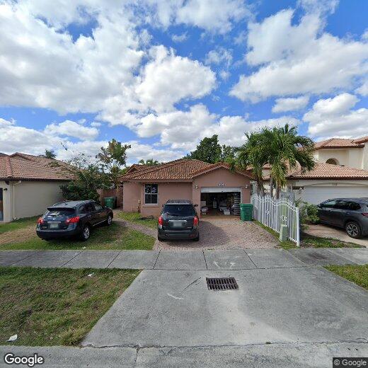 Foto principal - 1104 NW 129th Ct