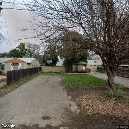 Primary Photo - 1412 N Cherry St