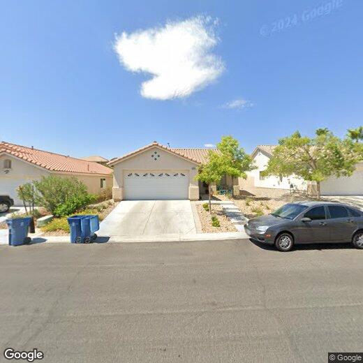 Foto principal - 9845 Lenox Crest Pl