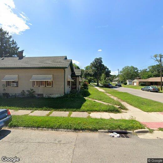 Primary Photo - 1527 N Winnebago St