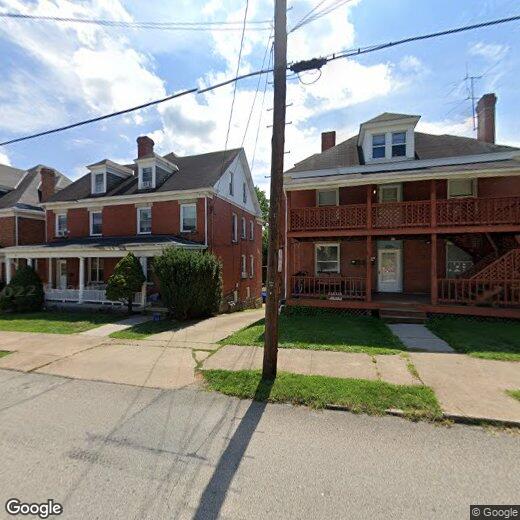 Foto principal - 430 E Chestnut St