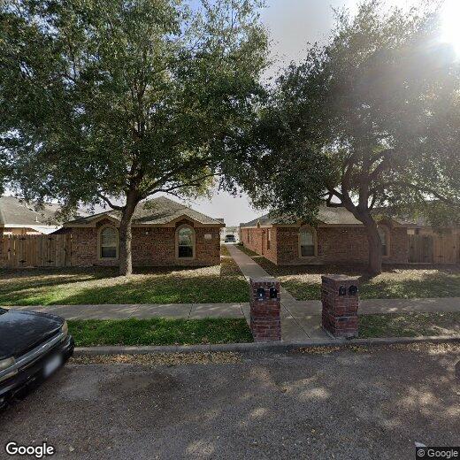 Primary Photo - 1614 W Portales Dr