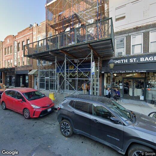 Primary Photo - 204 Smith St