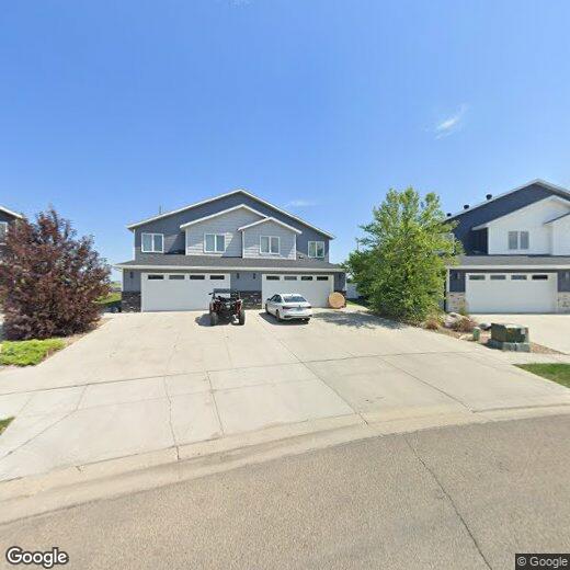 3813 Stacy Dr, Bismarck, ND 58504 Townhome Rentals in Bismarck ND