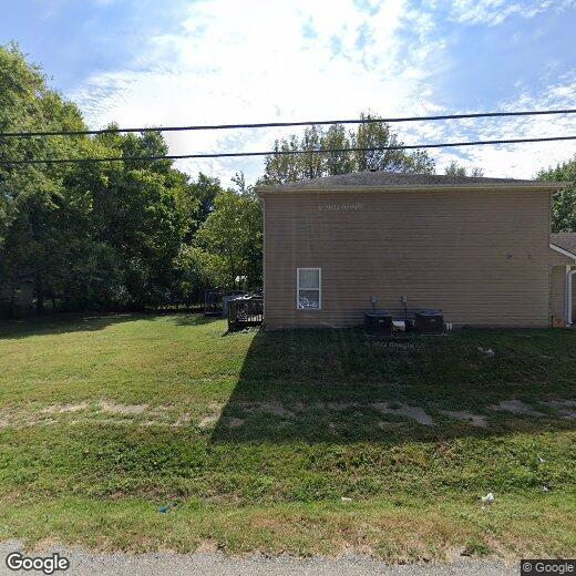 Primary Photo - 216 N 4th St