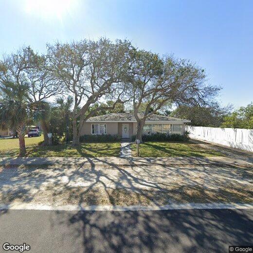 Primary Photo - 326 Ribault Ave