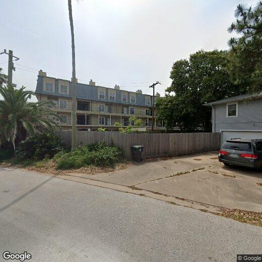 Primary Photo - 921 Marine Dr