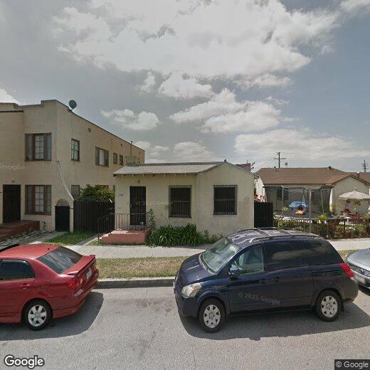 Primary Photo - 1720 W Gage Ave