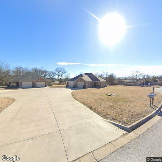 Primary Photo - 453 Oakwoods Dr