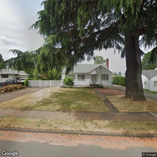 Primary Photo - 5535 SW Lombard Ave
