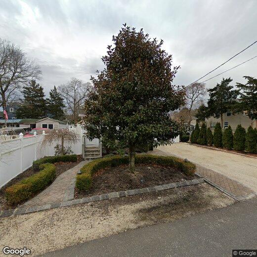 Foto principal - 1232 Lawrence Ave