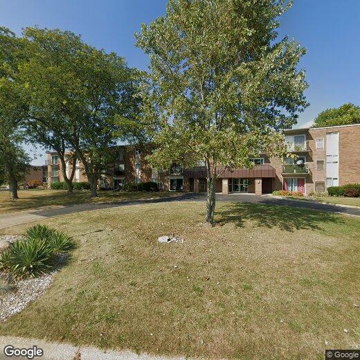 1305 S Lake Wilmer Dr, Sandusky, OH 44870 Townhome Rentals in