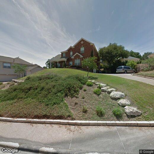 Primary Photo - Spacious home in Senna Hills