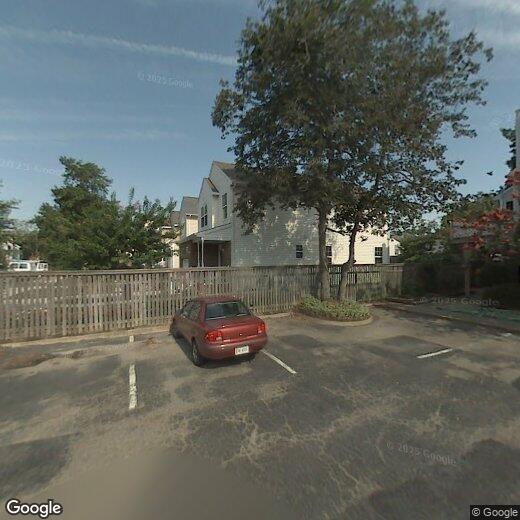 Primary Photo - 3 br, 2.5 bath House - 916 B Street
