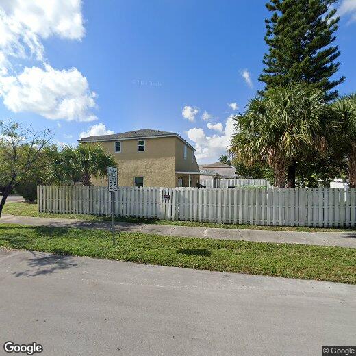 Foto principal - 9511 Hudson St