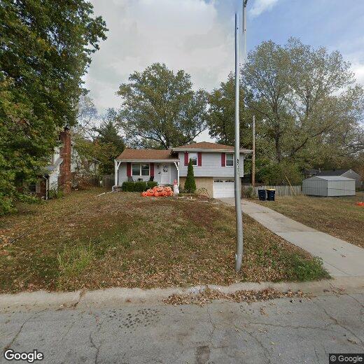 Primary Photo - 5637 N Drury Ave