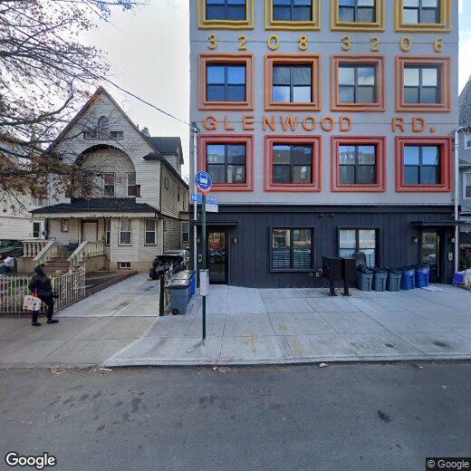 Foto principal - 3208 Glenwood Rd