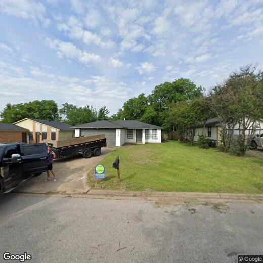 Primary Photo - 1120 Dexter Dr S