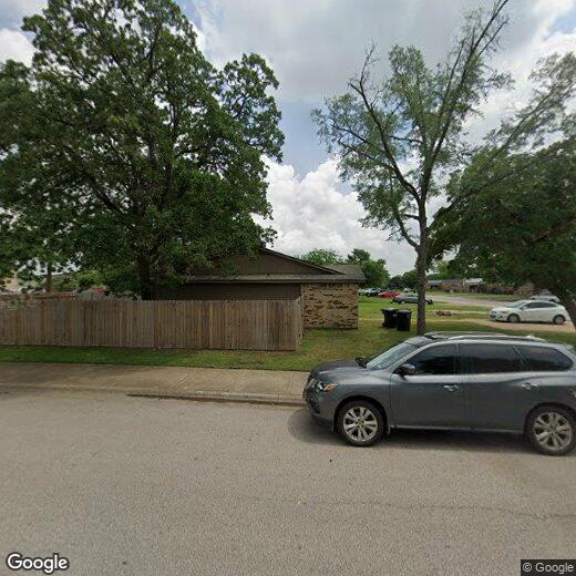 Foto principal - 2303 W Creek Ln