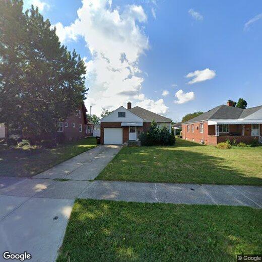 2117 Grovewood Ave, Parma, OH 44134 House for Rent in Parma, OH