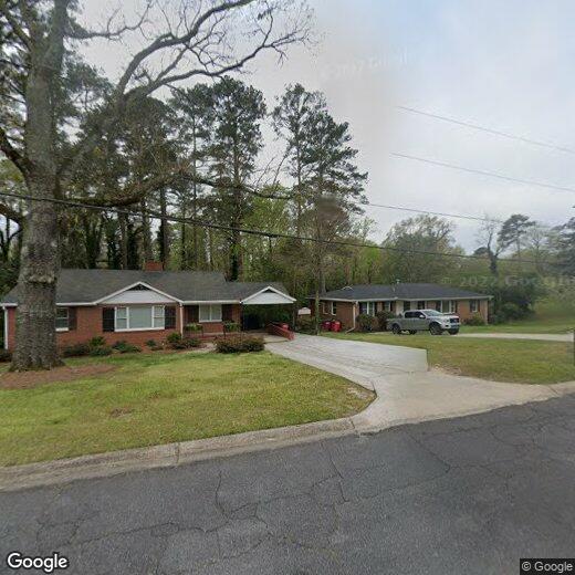 Primary Photo - 2740 Northwoods Dr S