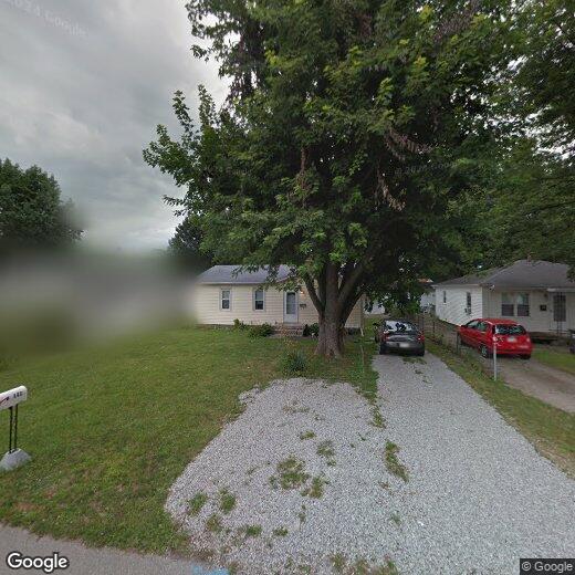 Foto principal - 3 br, 1 bath House - 440 Linden Ln