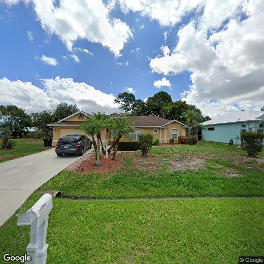 Primary Photo - 1697 SW Cycle St