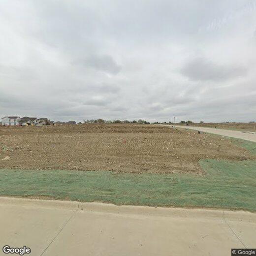 Primary Photo - 500 Ezra Ln