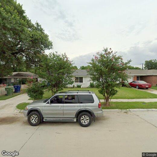 Foto principal - 822 Curtis Dr