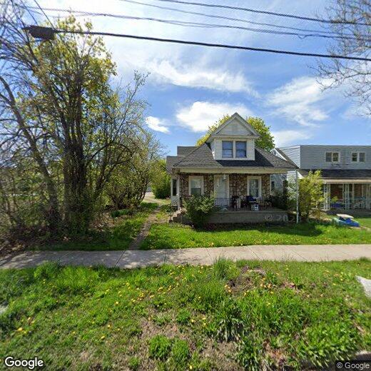 Primary Photo - 2195 Seneca Ave