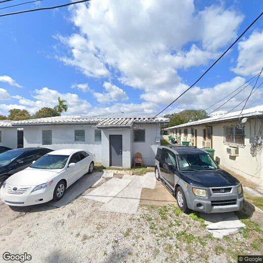 Foto principal - 8931 NE 2nd Ave