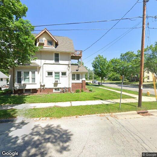 Foto principal - 424 W College Ave