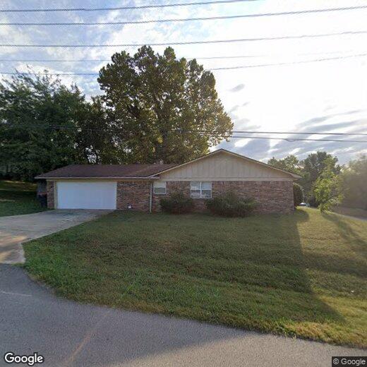 Primary Photo - 4 br, 2 bath House - 812 K ST