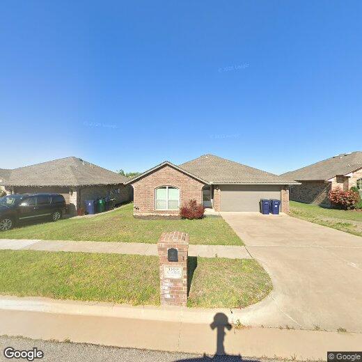 1109 Hickory Creek Dr, Oklahoma City, OK 73099 House for Rent in